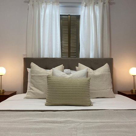 Phaedrus Living: City View Luxury Flat Androcleous Paphos Exterior photo
