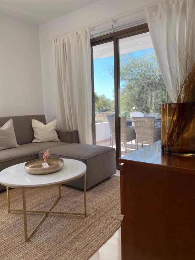Phaedrus Living: City View Luxury Flat Androcleous Paphos Exterior photo