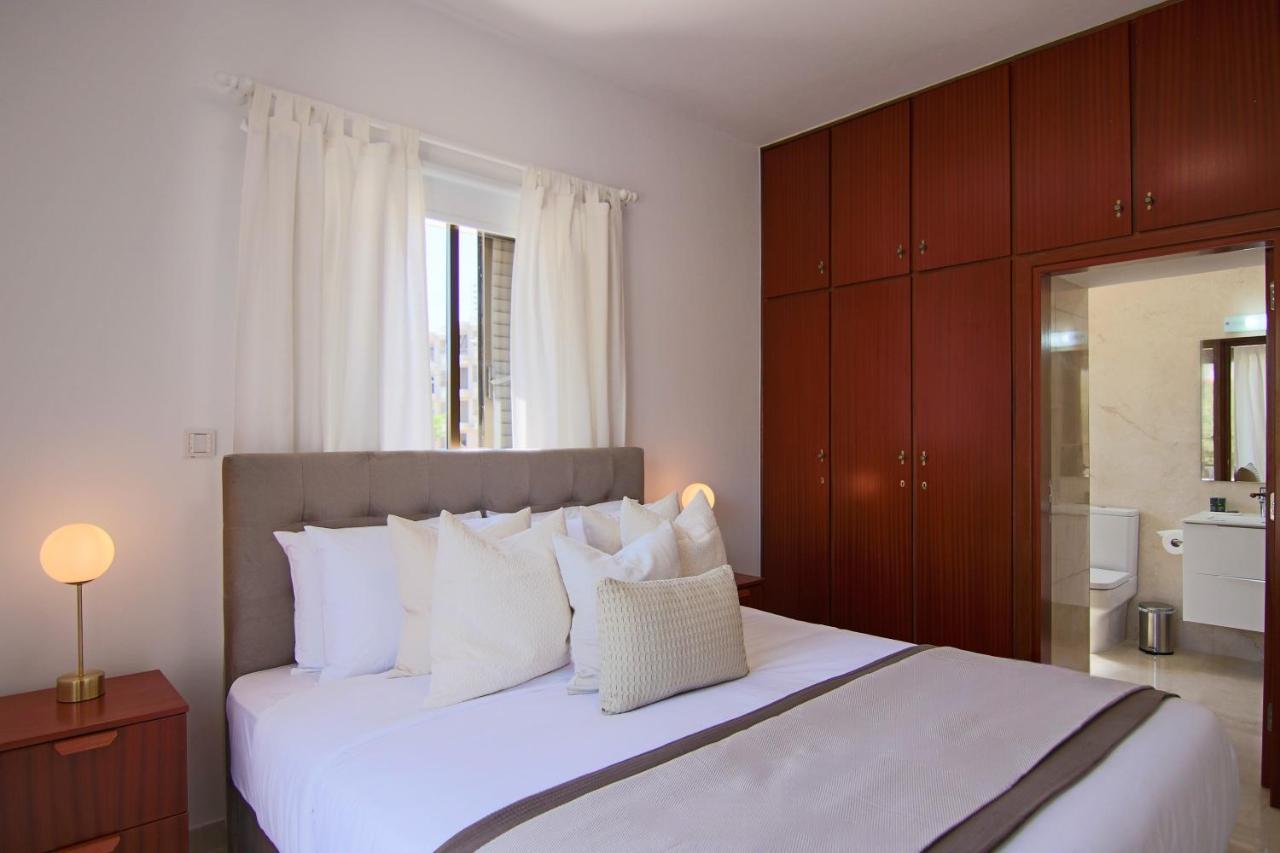 Phaedrus Living: City View Luxury Flat Androcleous Paphos Exterior photo